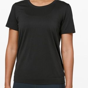 Lululemon Breeze Swiftly Tech Tee sz 6 NEW
